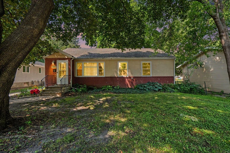 1769 Pleasant St, Lauderdale, MN 55113