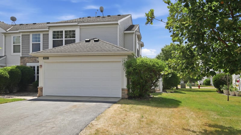 5010 149th St N #5, Hugo, MN 55038