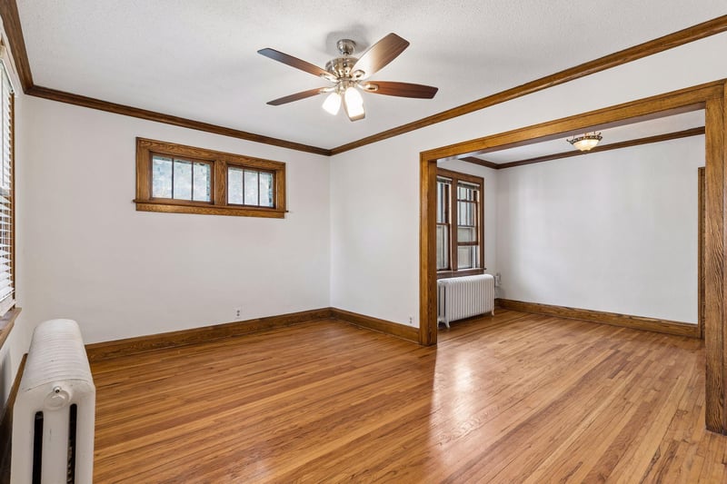 931 Ottawa Ave, West Saint Paul, MN 55118