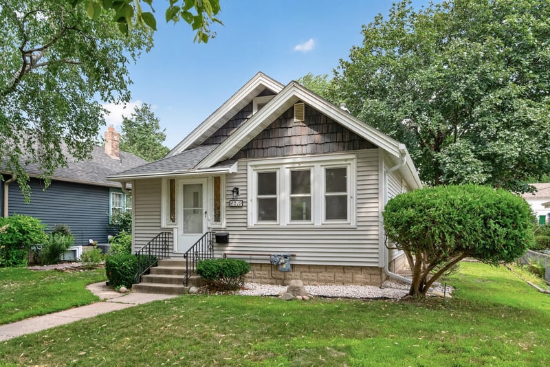 4019 19th Ave S, Minneapolis, MN 55407