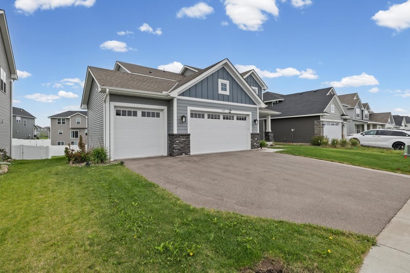2777 Downing Ave, Shakopee, MN 55379