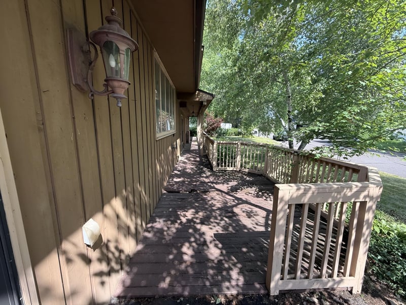 4497 S Oak Leaf Ct, Vadnais Heights, MN 55127
