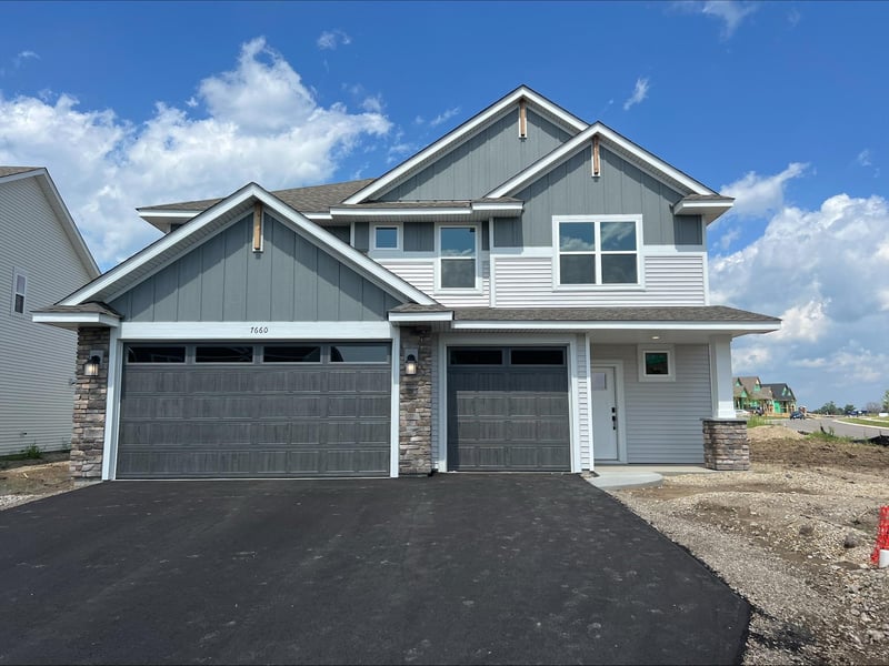 7660 Lotus Ln, Lino Lakes, MN 55014
