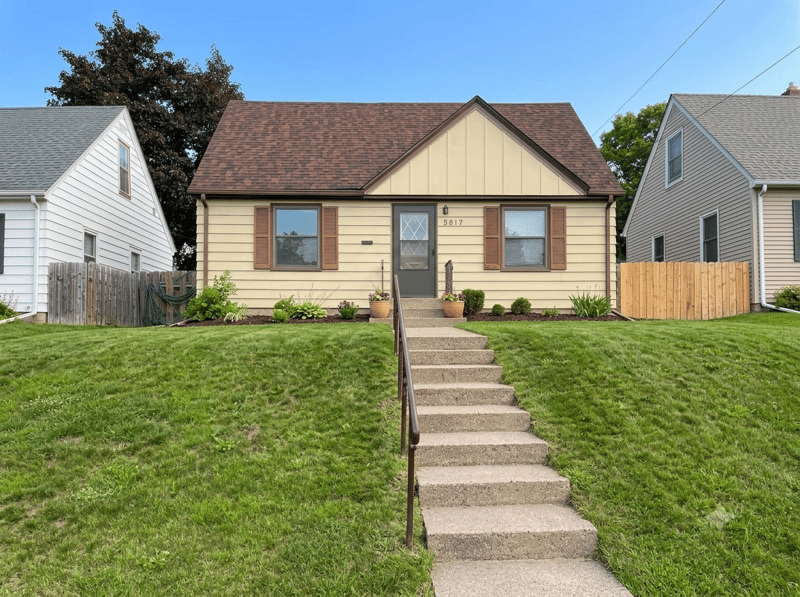 5817 42nd Ave S, Minneapolis, MN 55417