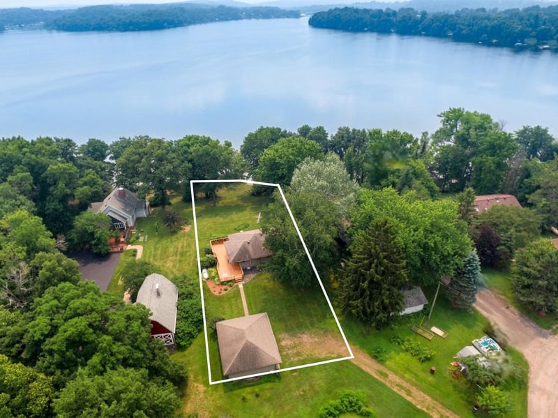 11571 Pearson Ln, Luck, WI 54853