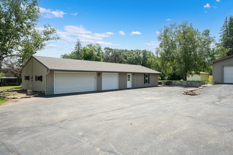 2540 28th St SE, Rochester, MN 55904