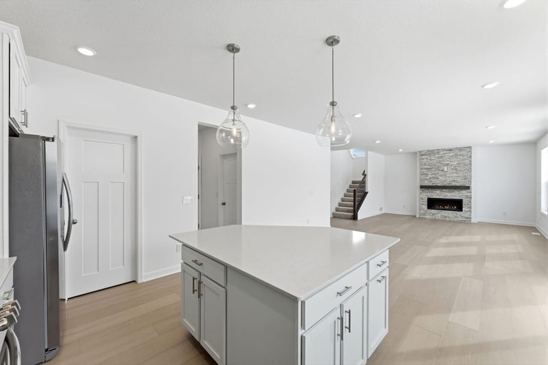 7543 Upper 42nd St N, Oakdale, MN 55128