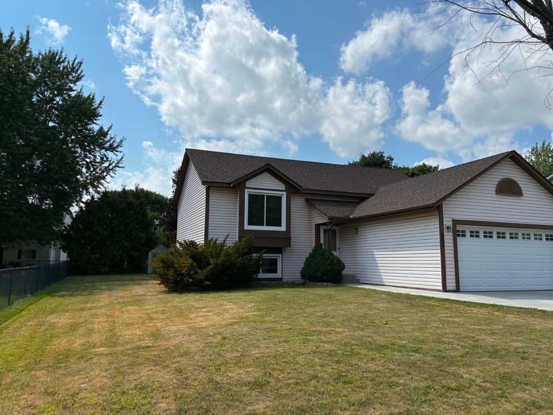 7040 Jensen Ave S, Cottage Grove, MN 55016
