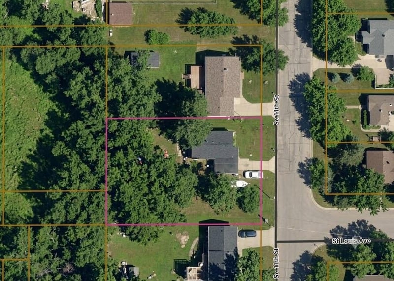 1122 SE 11th St, Brainerd, MN 56401