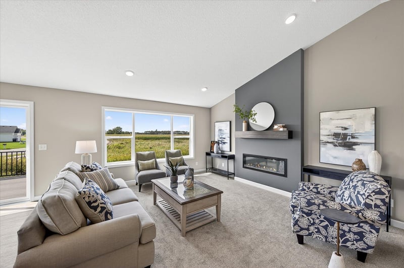 1422 Woods Rd NE, Isanti, MN 55040