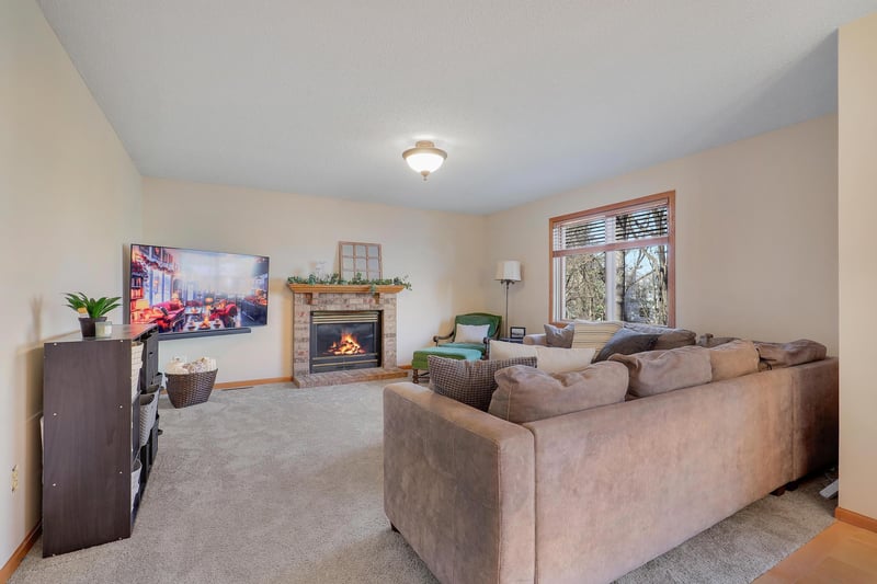 13485 Dahlia Ct, Rosemount, MN 55068