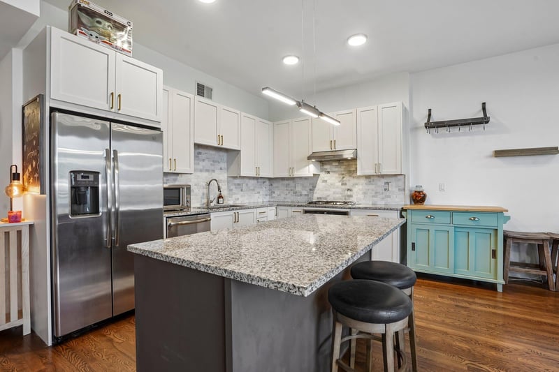 1240 S 2nd St #622, Minneapolis, MN 55415