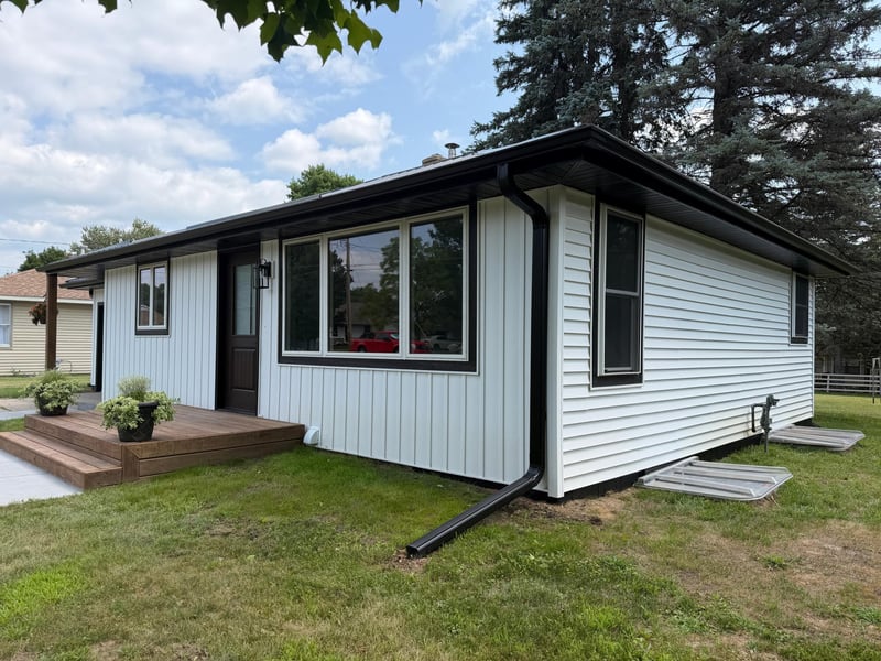431 8th St W, Browerville, MN 56438