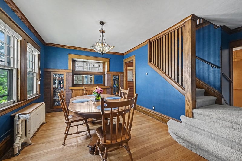 1324 Marshall Ave, Saint Paul, MN 55104