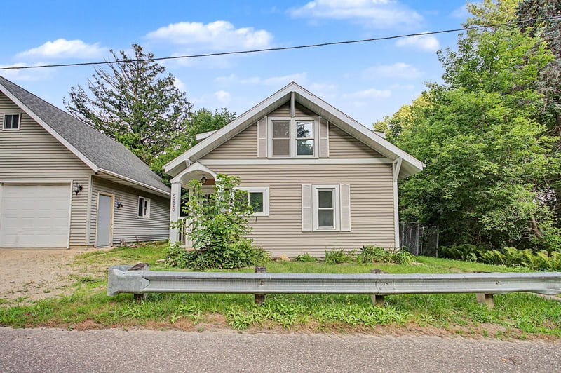 S220 Glade Ave, Spring Valley, WI 54767