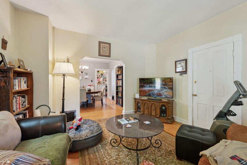 1222 Washington St NE, Minneapolis, MN 55413