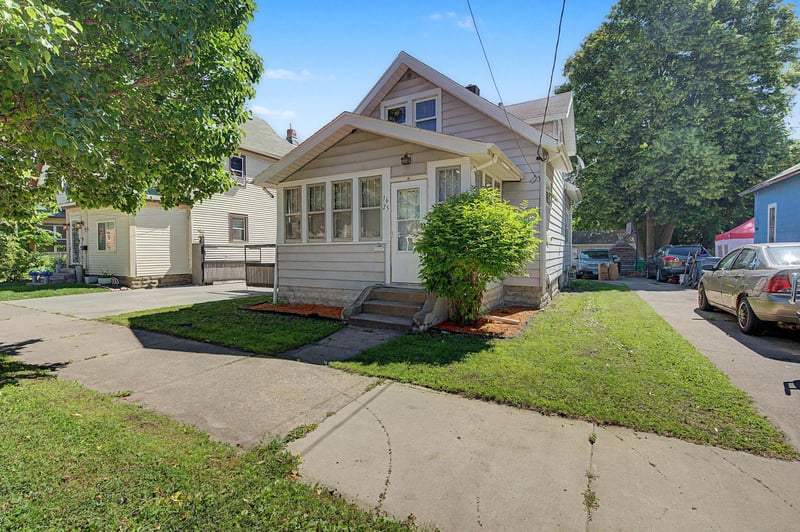1625 Polk St NE, Minneapolis, MN 55413