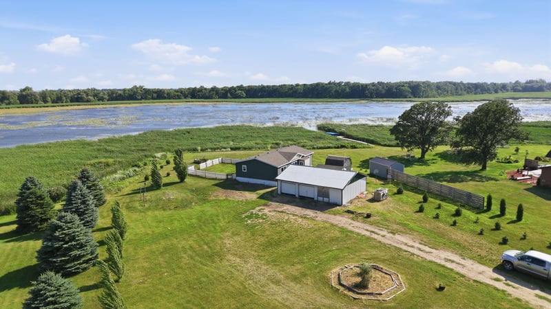 12833 N Beach Ln, Glenwood, MN 56334