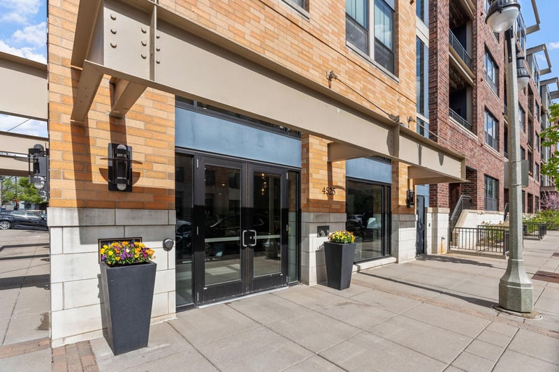 4525 Park Commons Dr #521, Saint Louis Park, MN 55416
