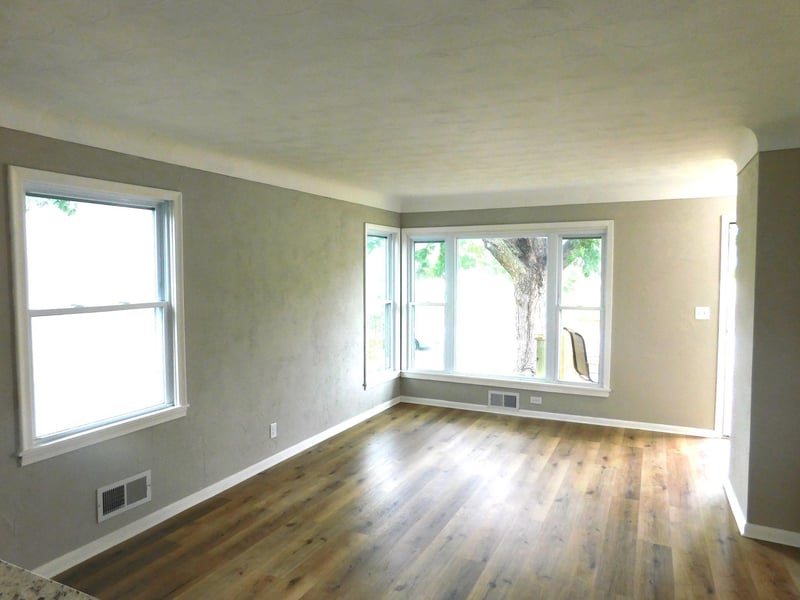 1940 Hoyt Ave E, Saint Paul, MN 55119