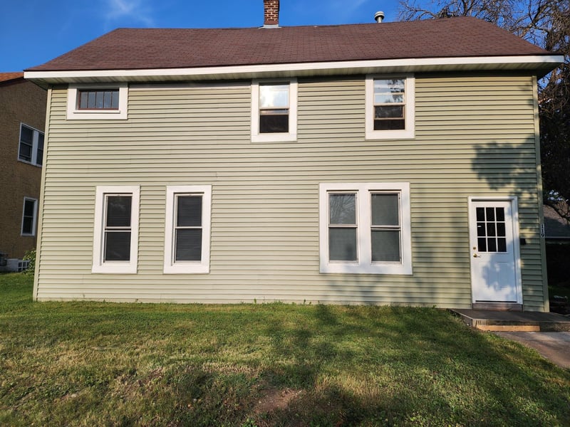 119 10th Ave S, South Saint Paul, MN 55075
