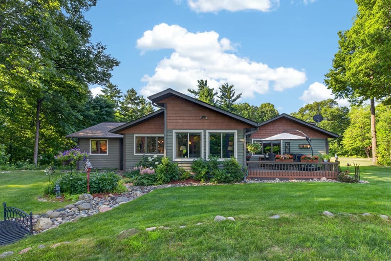 7948 Golf Estates Dr, Pequot Lakes, MN 56472