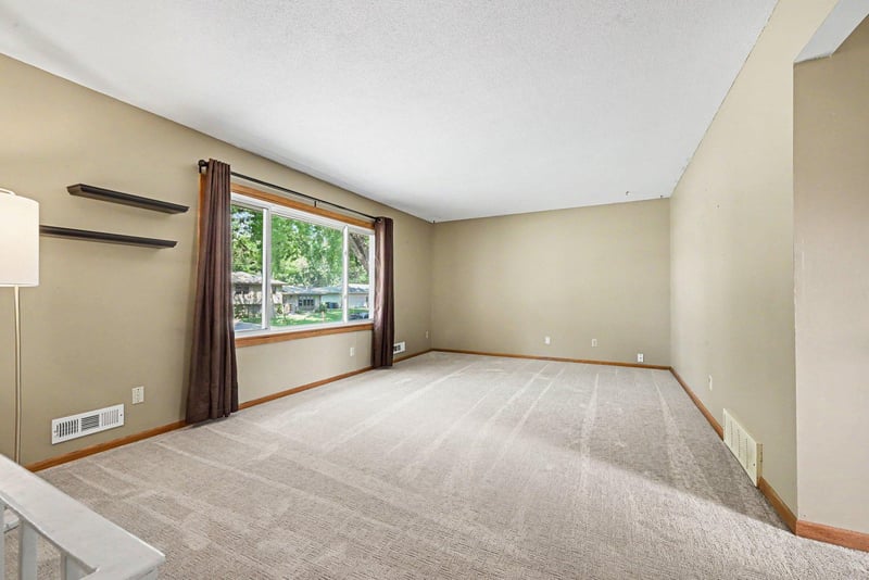 7351 Melody Dr NE, Fridley, MN 55432