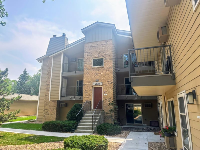 2020 Ridge Dr #16, Saint Louis Park, MN 55416
