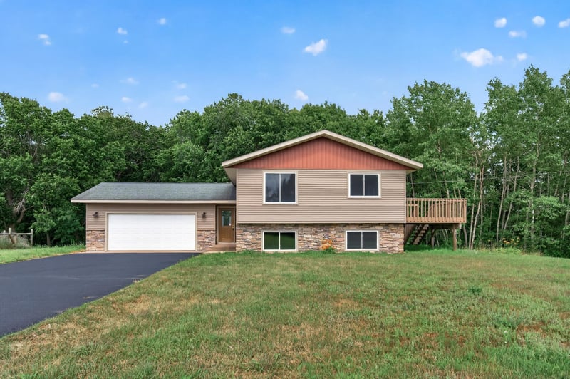 42275 Harder Ave, Harris, MN 55032