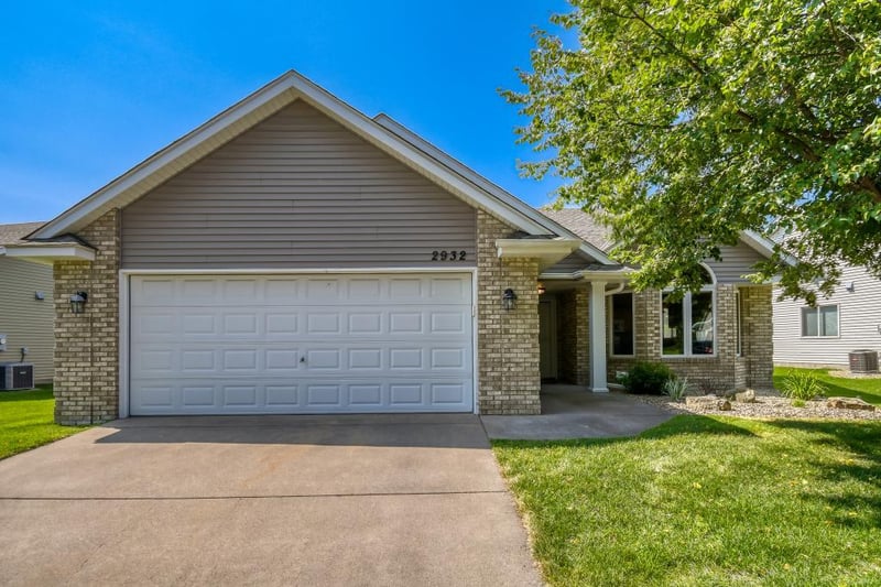 2932 126th Ln NW, Coon Rapids, MN 55448