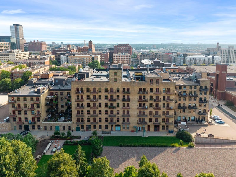 716 N 1st St #534, Minneapolis, MN 55401