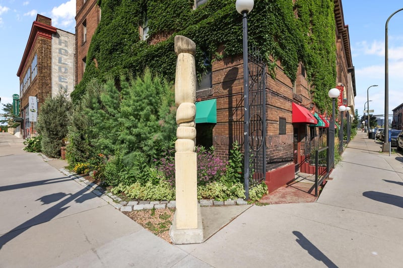 1204 Harmon Pl #4, Minneapolis, MN 55403