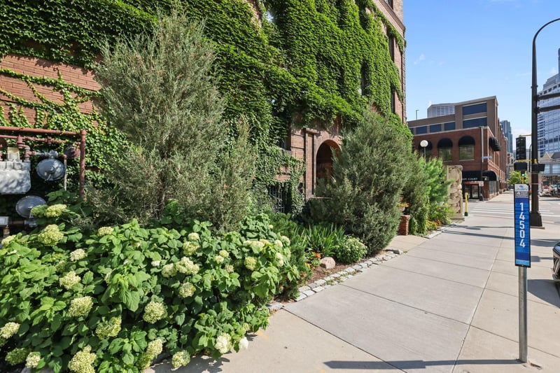 1204 Harmon Pl #4, Minneapolis, MN 55403