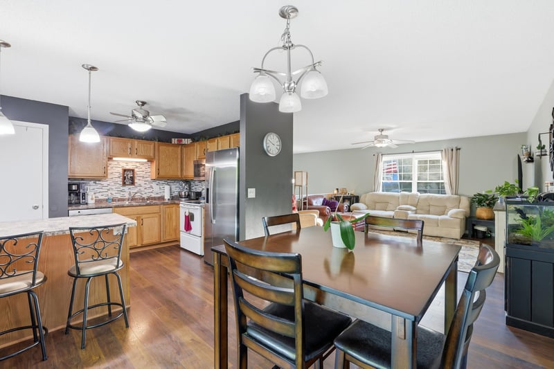 2106 York St, Saint Peter, MN 56082