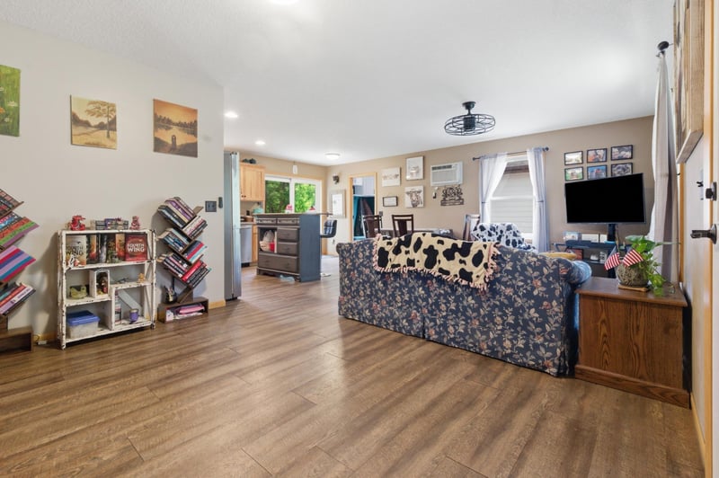 130 5th St NW, Aitkin, MN 56431