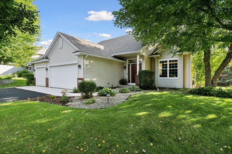 737 Williams Dr, Hastings, MN 55033