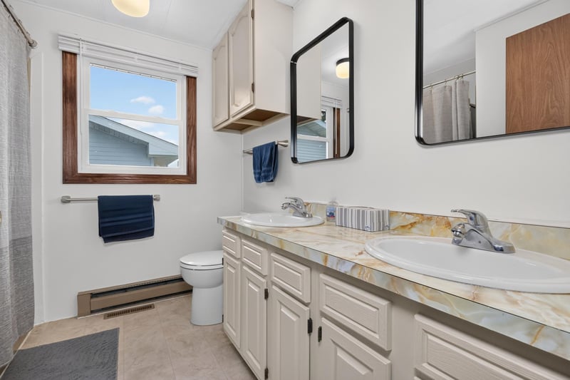 810 SE 7th St, Grand Rapids, MN 55744