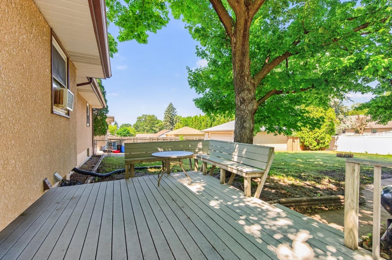 1535 Mclean Ave, Saint Paul, MN 55106
