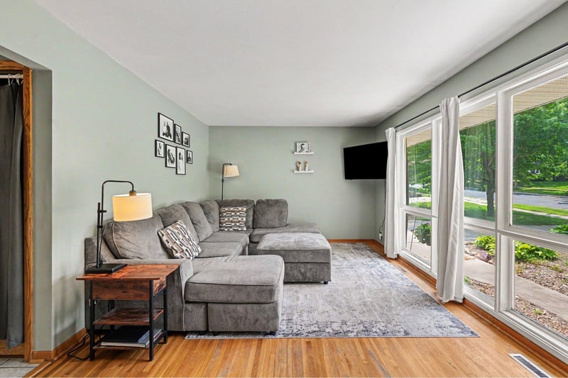 412 Plum St N, Northfield, MN 55057