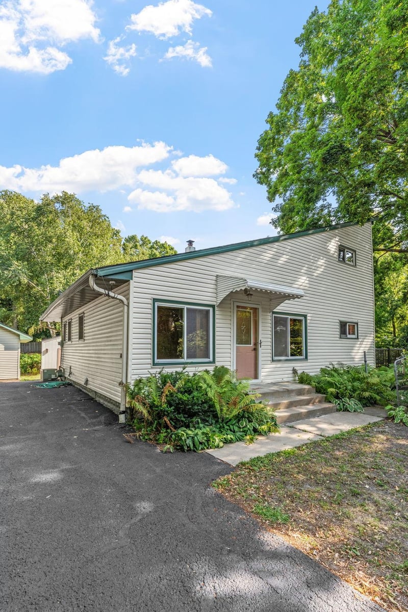 4753 Burns Rd, Mound, MN 55364