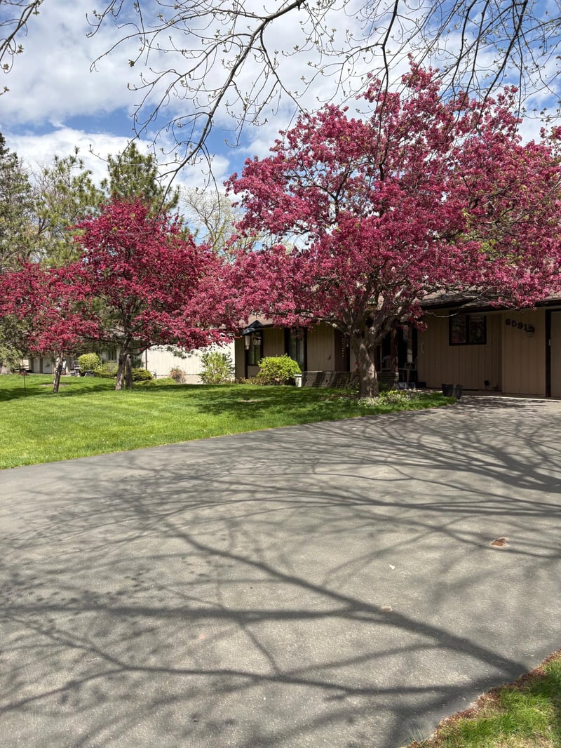 6591 Manchester Ln, Eden Prairie, MN 55346