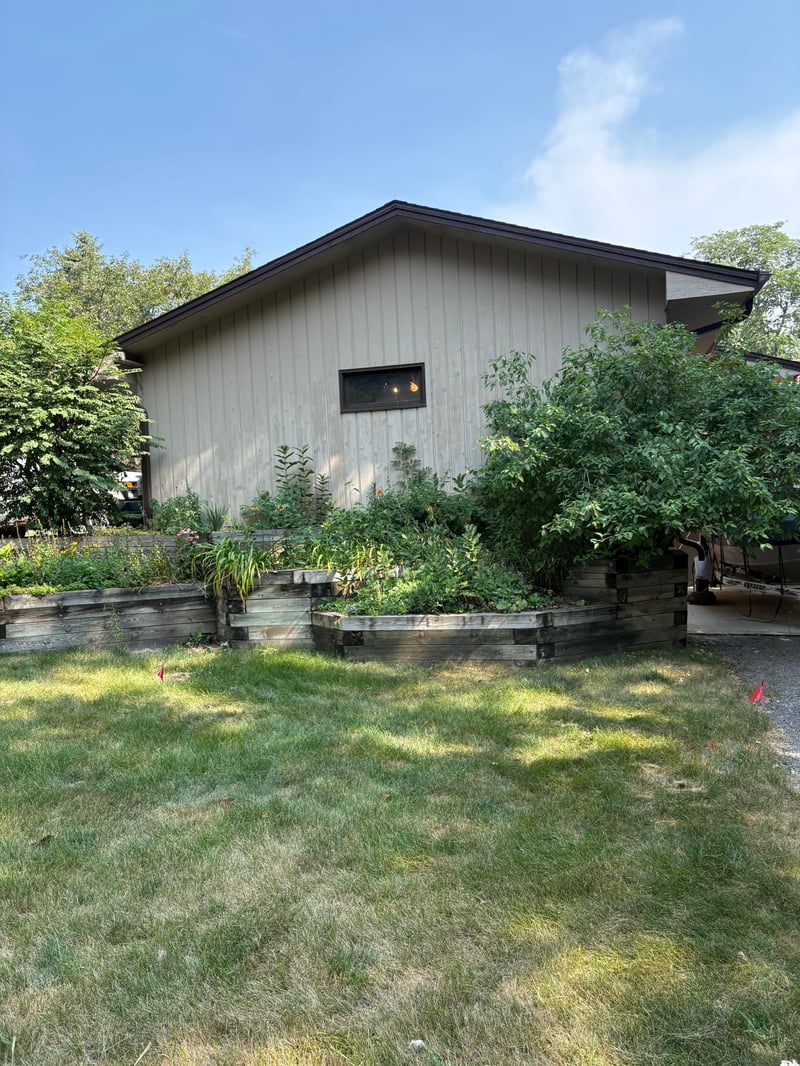 6591 Manchester Ln, Eden Prairie, MN 55346