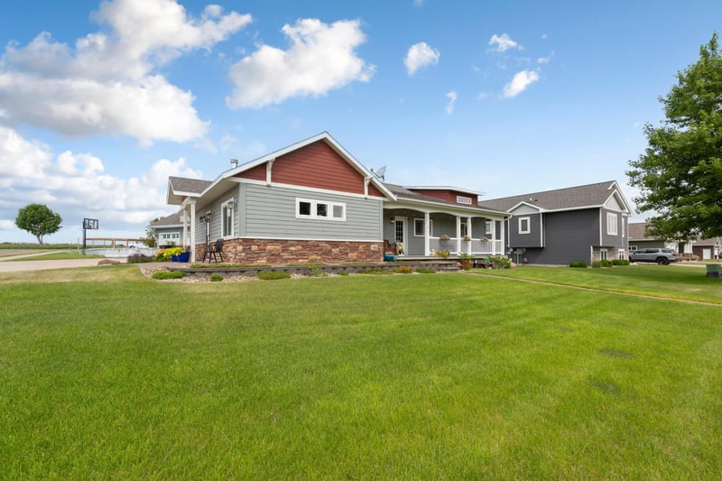 1700 Wood Duck St, Saint Peter, MN 56082