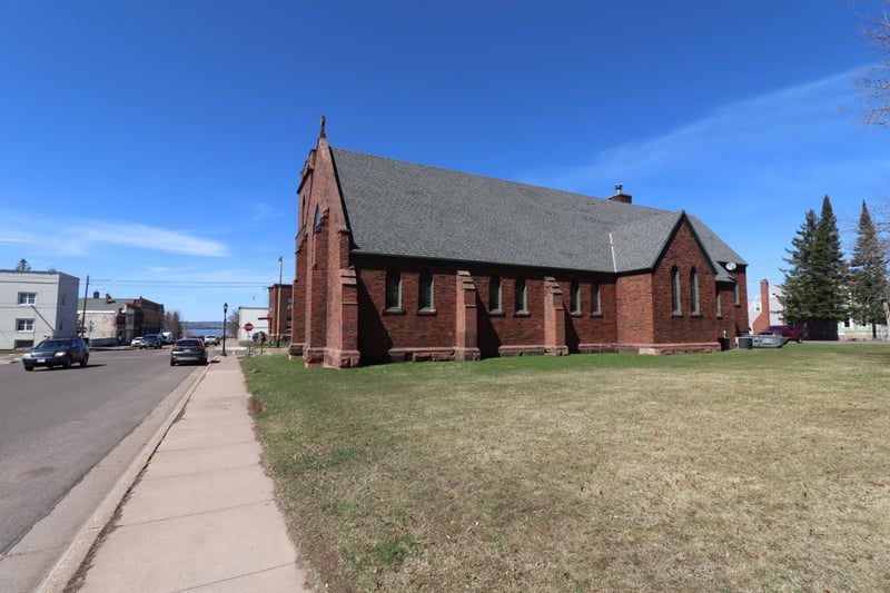 620 3rd St W, Ashland, WI 54806
