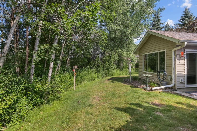 1296 Island Dr, Forest Lake, MN 55025