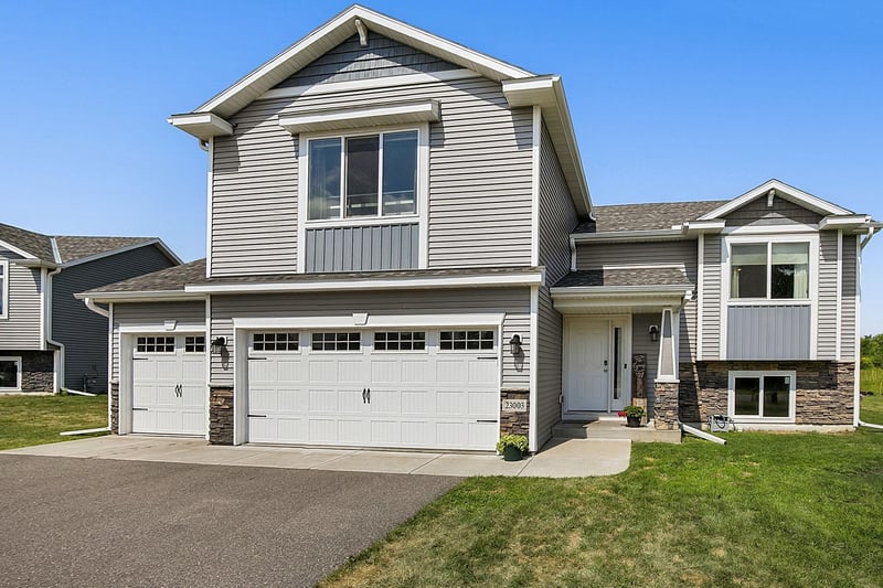 23003 27th Ave, Saint Augusta, MN 56301
