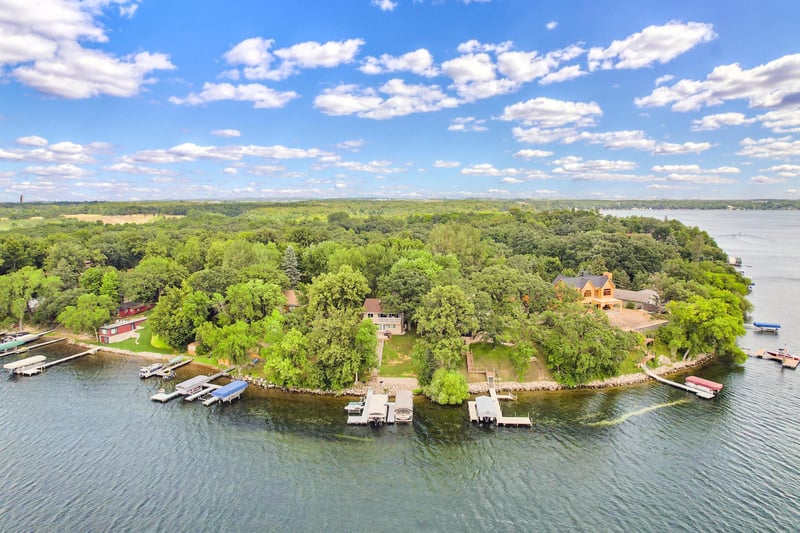 51271 Saints Dr, Pelican Rapids, MN 56572