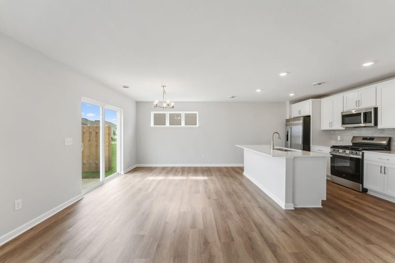 1102 Annagaire Curve, Rosemount, MN 55068
