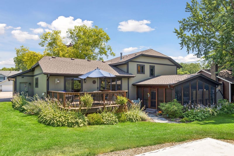 4675 Balsam Ln N, Plymouth, MN 55442