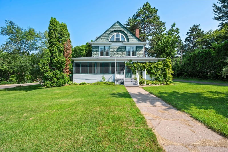 120 E Maryland St, Saint Croix Falls, WI 54024